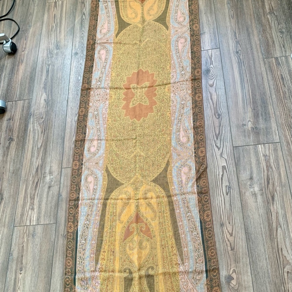Pashmina - Picture 2 of 5